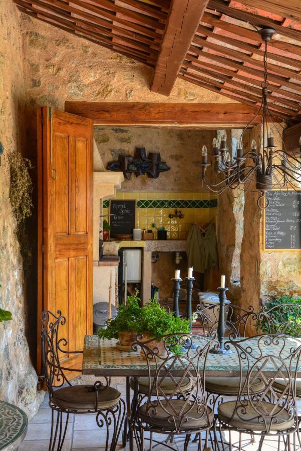 La Maison De Platane B&B Fayence Exterior photo
